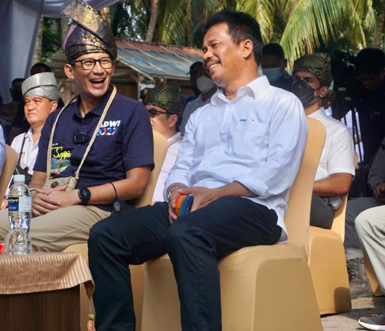 Rudi Dampingi Sandiaga Uno Kunker ke Desa Wisata Kampung Tua Bakau Serip